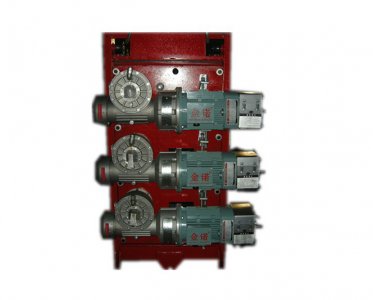 升降機驅(qū)動機構(gòu)-2